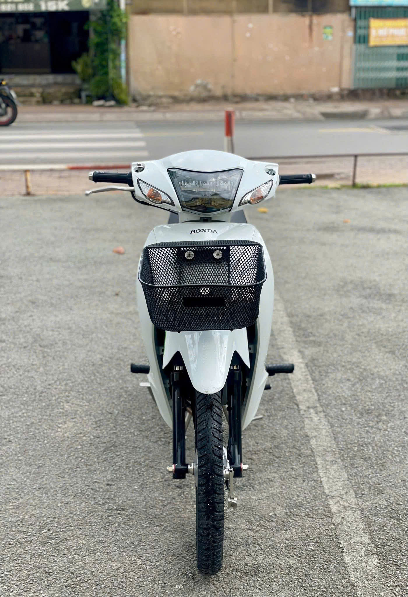 HONDA WAVE ALPHA 110CC ĐỜI 2024 HSCT BAO SANG TEN