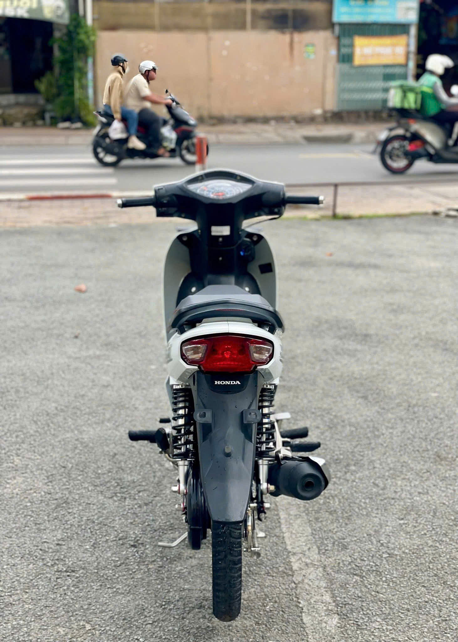 HONDA WAVE ALPHA 110CC ĐỜI 2024 HSCT BAO SANG TEN
