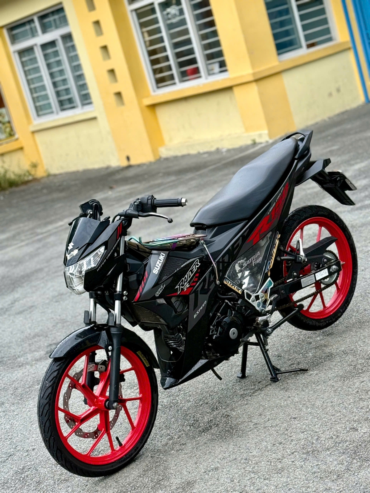 SUZUKI RAIDER FI BS 77G1-77425