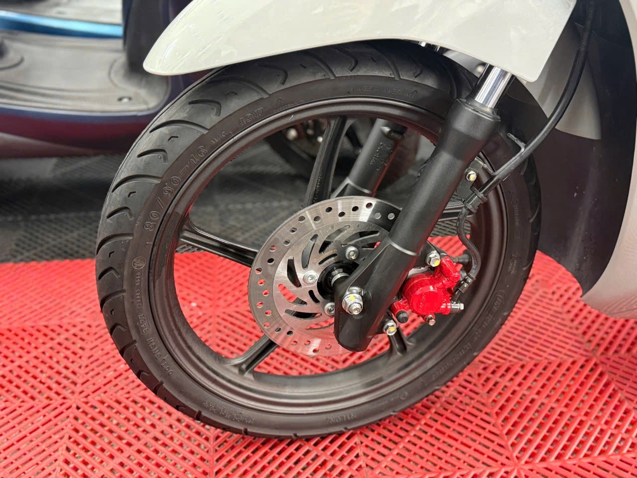 HONDA VISION 2023 BÁNH LỚN 59S3-80087