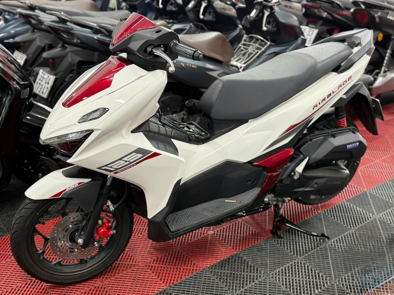 HONDA AIRBLADE 125 ABS 2026 MẪU MỚI 50AD-75819