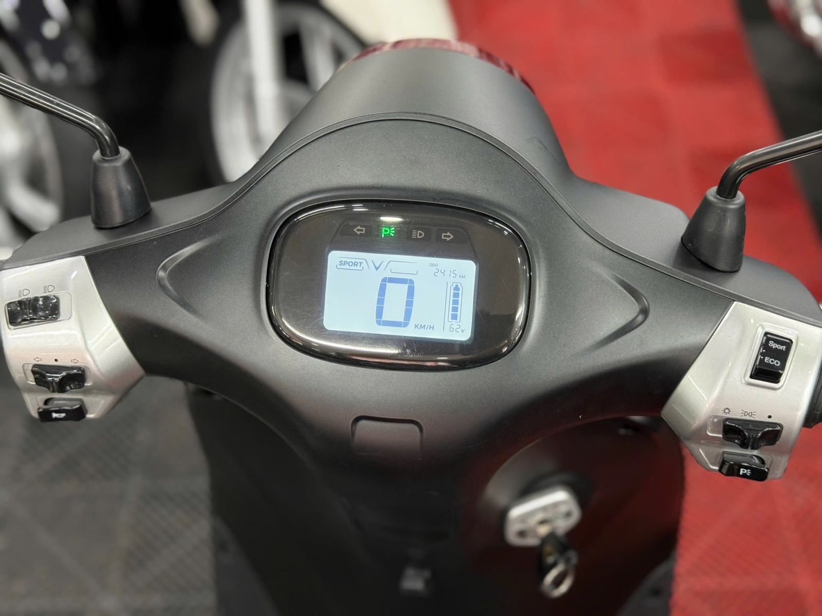 VINFAST EVO LITE NEO 50CC GIÁ RẺ 50AA-46105