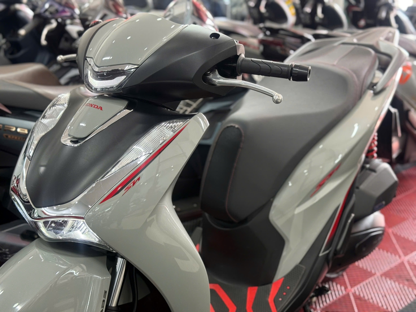 HONDA SH 125 ABS 2025 6000KM 84AA-49014