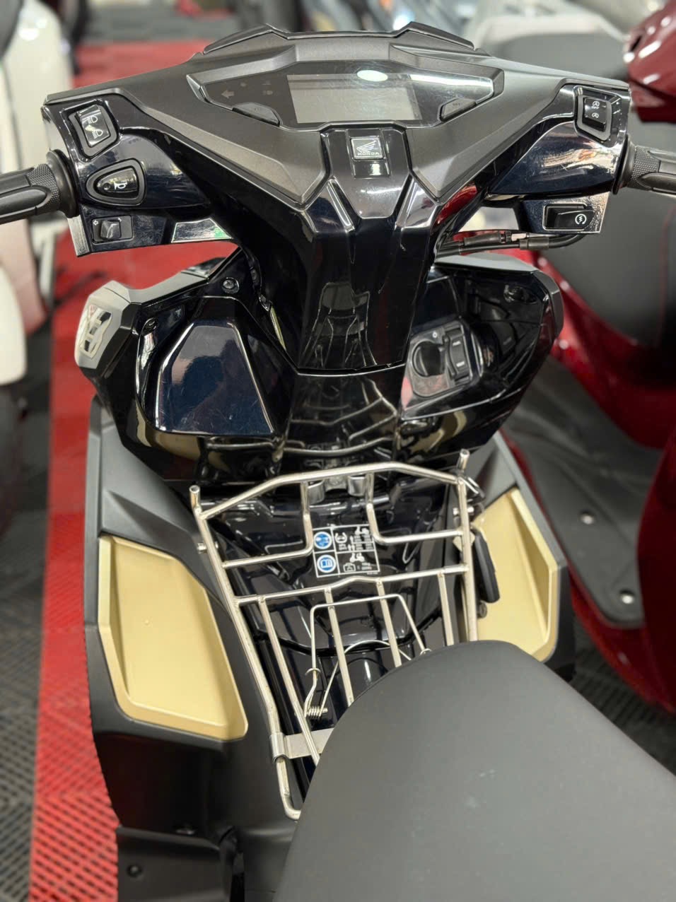 HONDA AIRBLADE 125 4V 2023 9000KM 59XB-39490