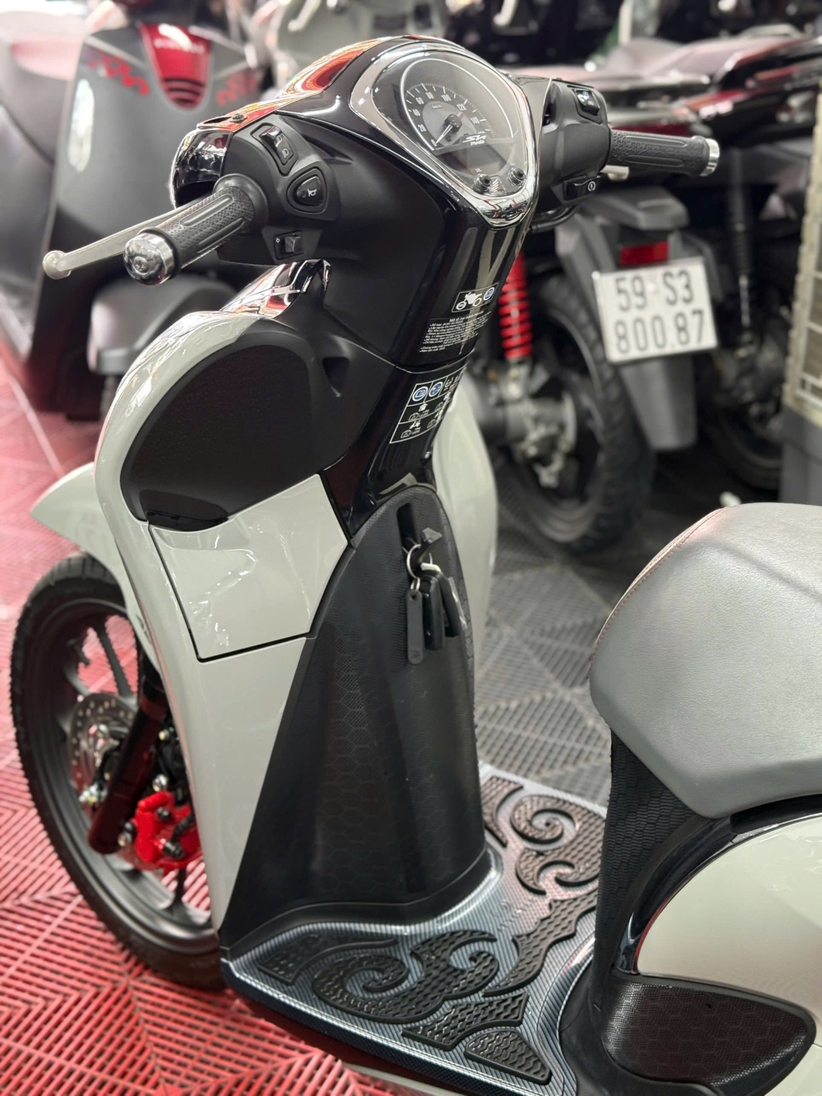 HONDA SH MODE 2025 ABS 8000KM 61HA-07853
