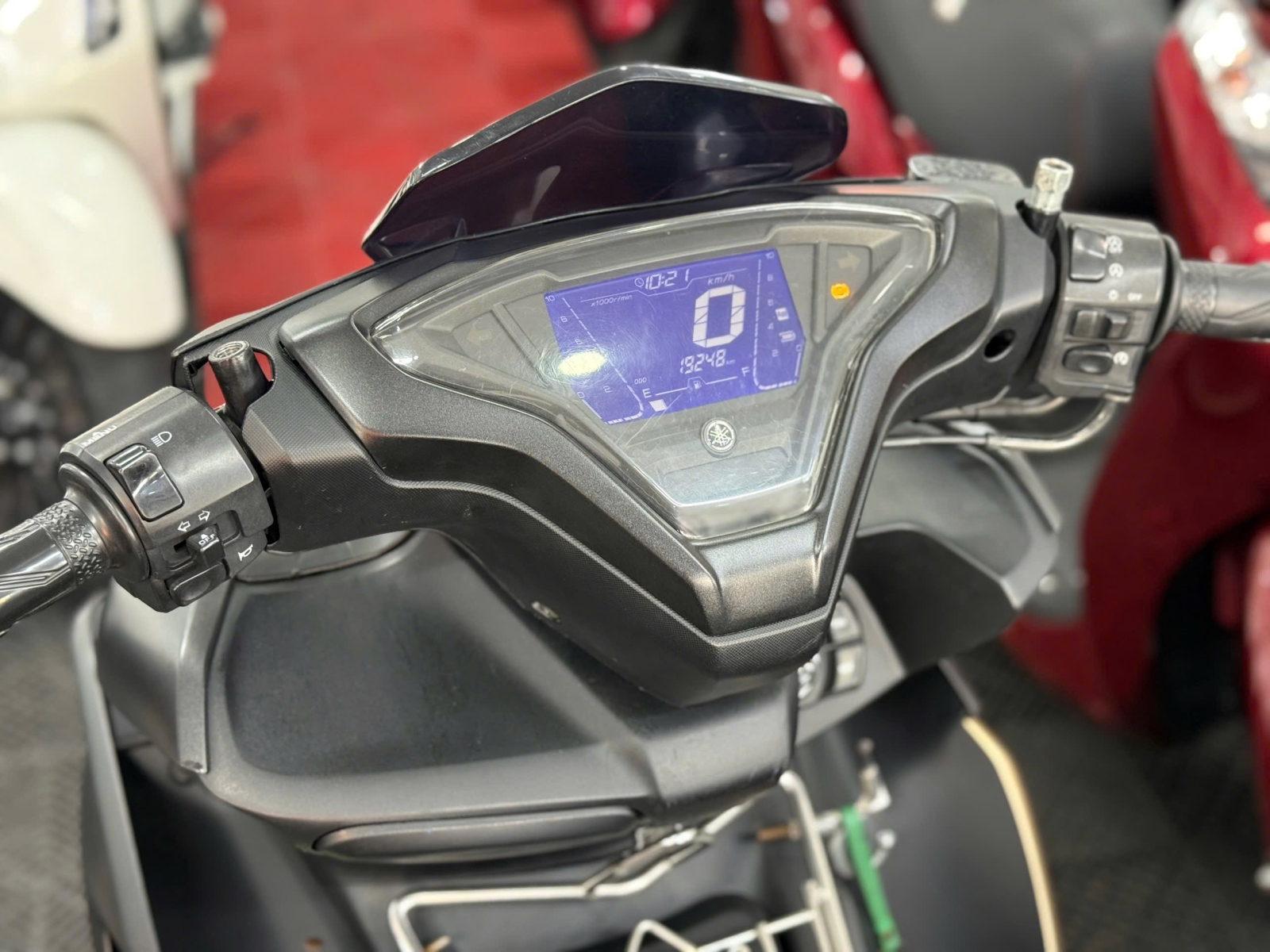 YAMAHA NVX 155 V2 2022 SMK 59X3-84157