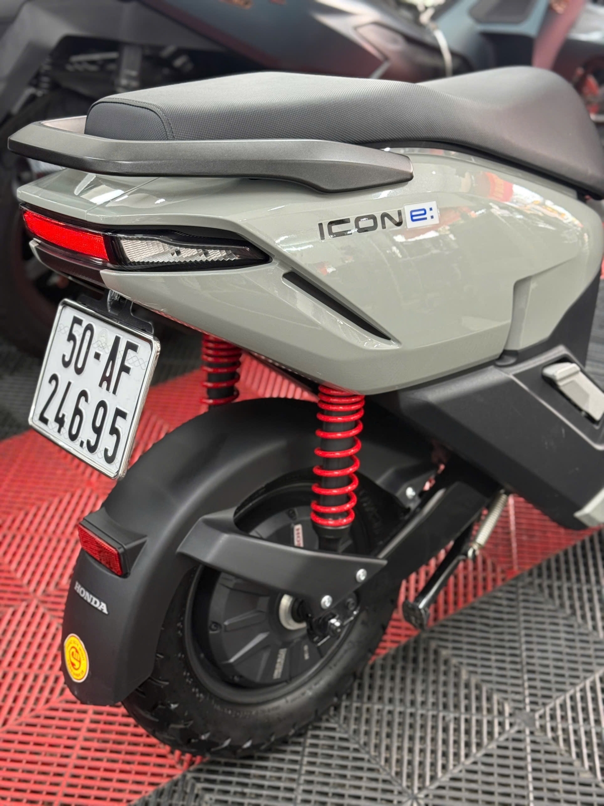 HONDA ICON E 2026 2000KM 50AF-24695