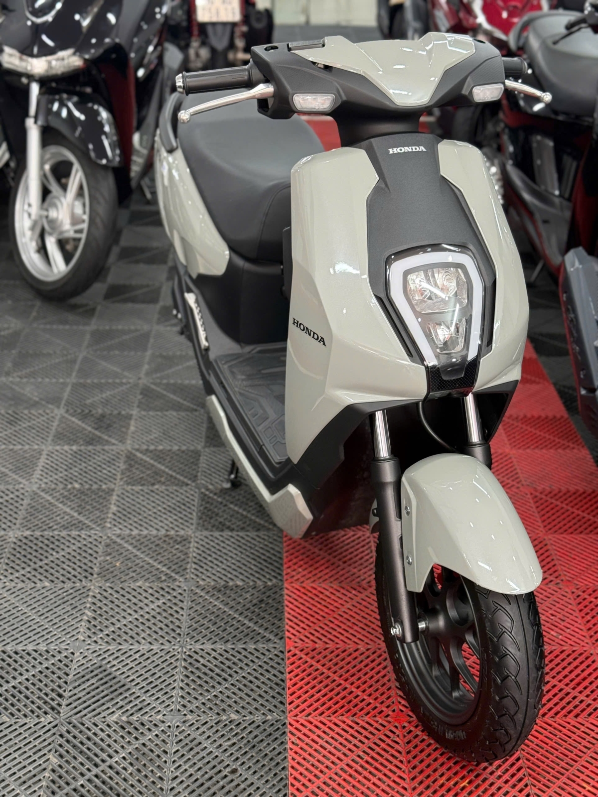 HONDA ICON E 2026 2000KM 50AF-24695