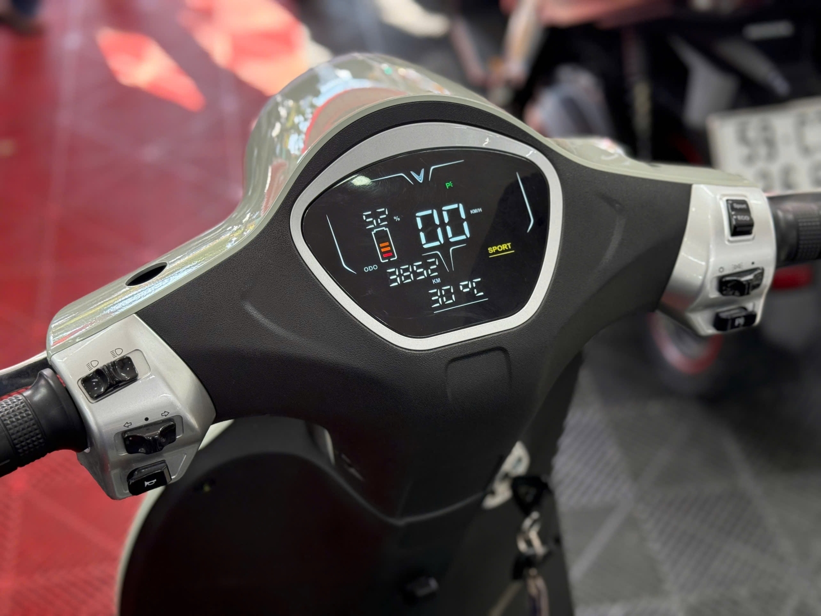 VINFAST EVO 2026 1PIN MUA 3500KM 50AF-53651