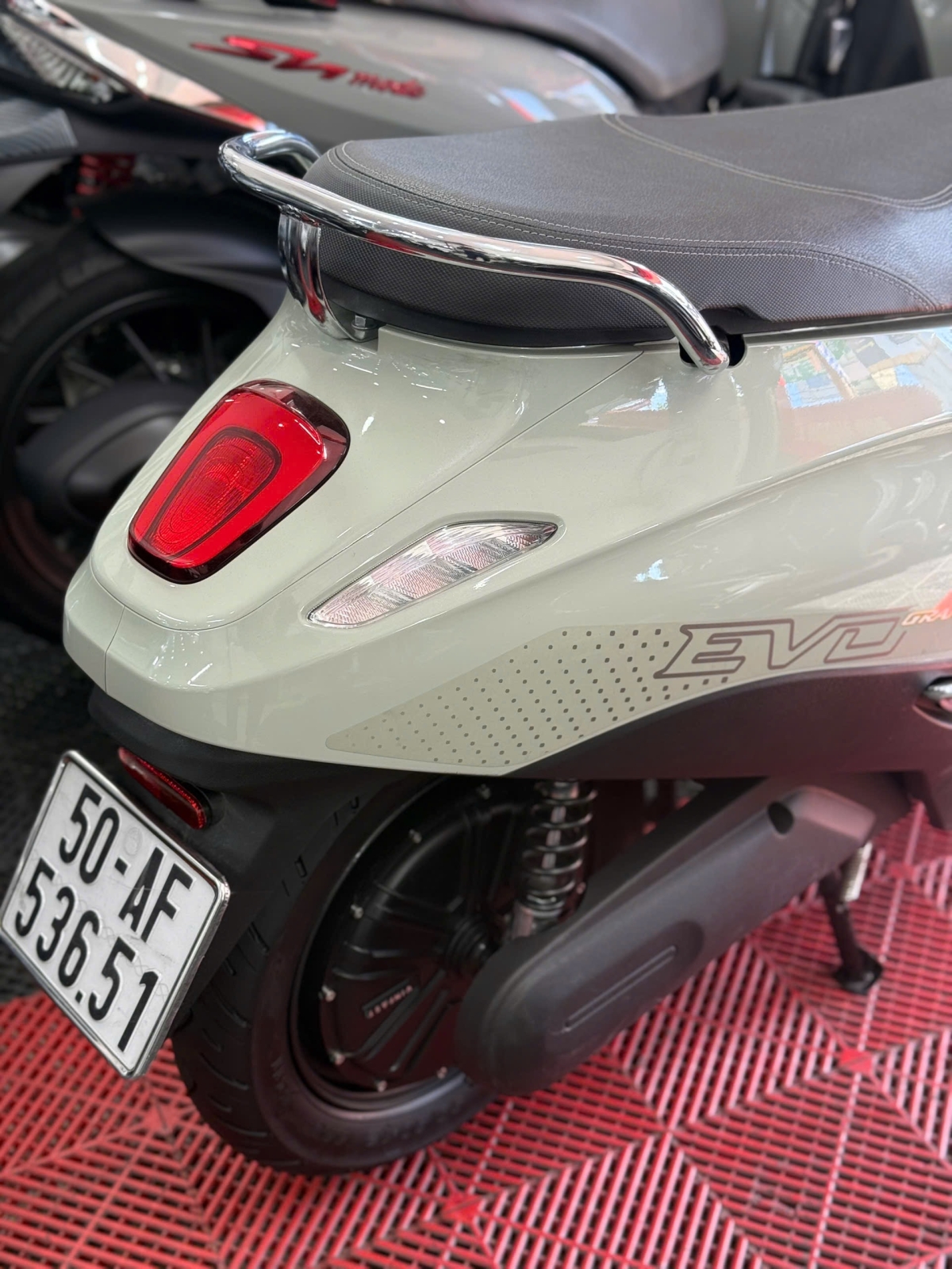 VINFAST EVO 2026 1PIN MUA 3500KM 50AF-53651