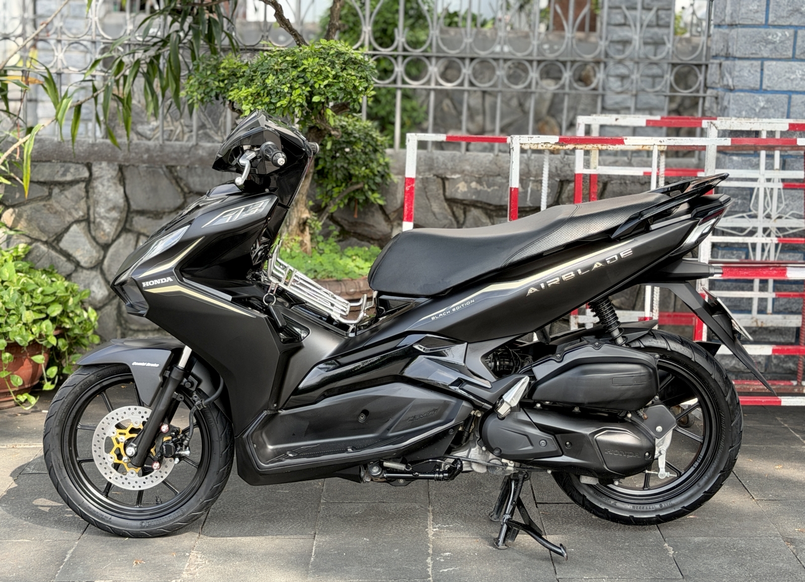 AB 2020 PB Đen Nhám BS 59C3 18471