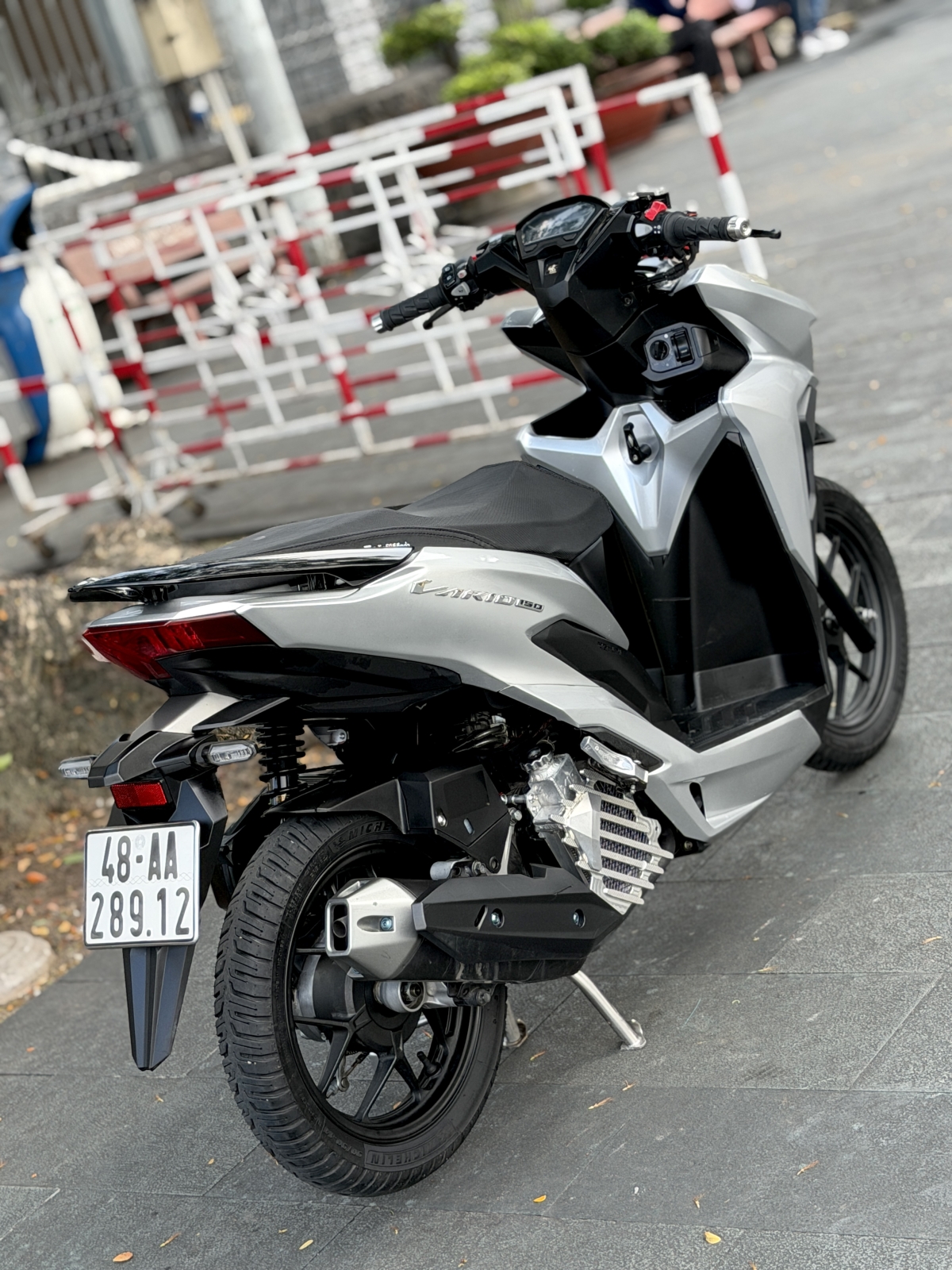 HONDA VARIO 150 2019 BẠC BS 48AA 28912