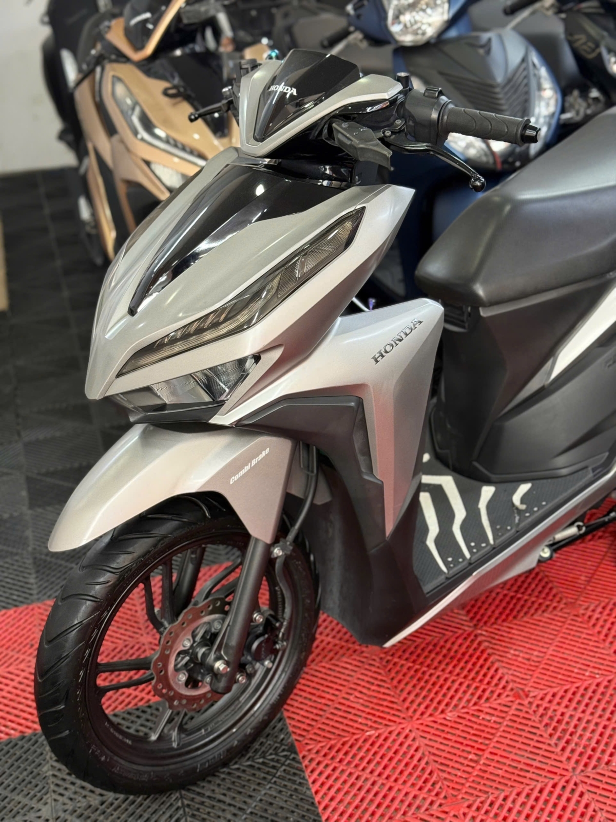 Vario 150 2022 61C2-14641