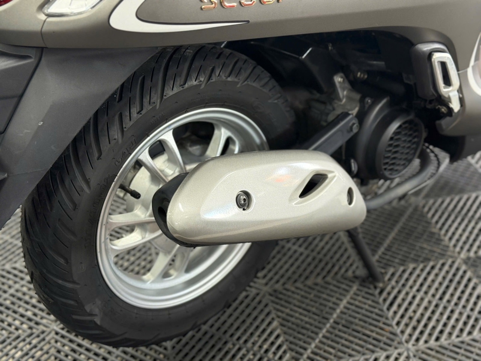 HONDA SCOOPY SMK 2022 8000KM 59V3-60068