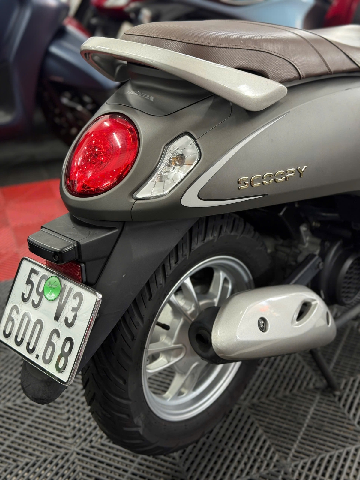 HONDA SCOOPY SMK 2022 8000KM 59V3-60068