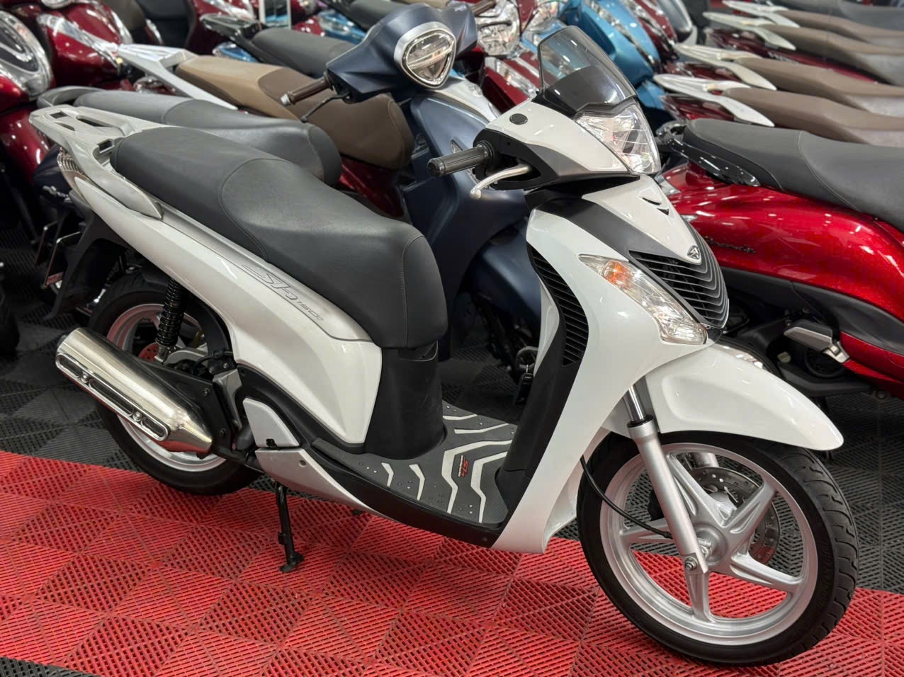HONDA SH Ý 2010 SM 105 đầu. Máy Zin 59F2-32345