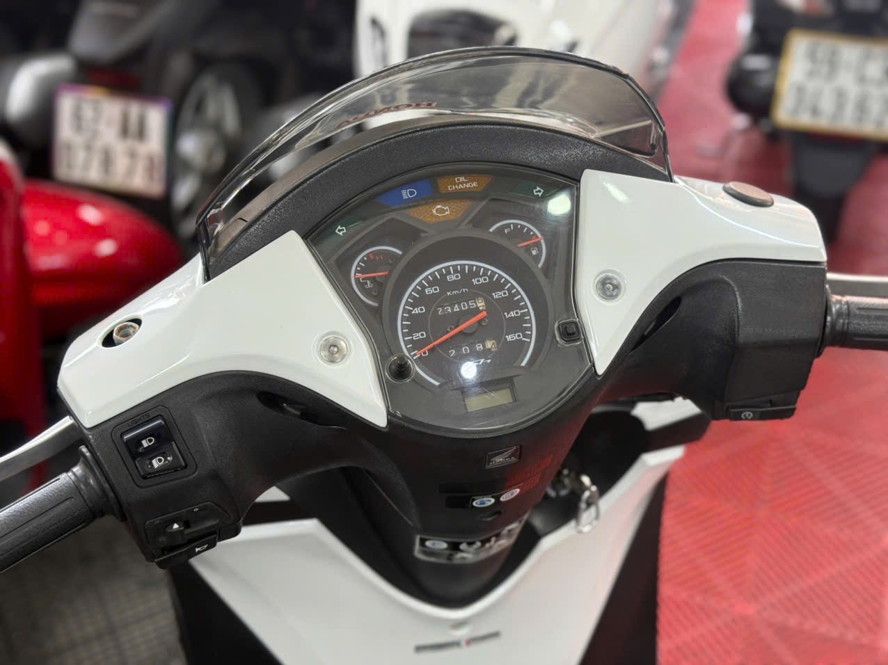 HONDA SH Ý 2011 SM 107 Đầu Zin 60F4-44770