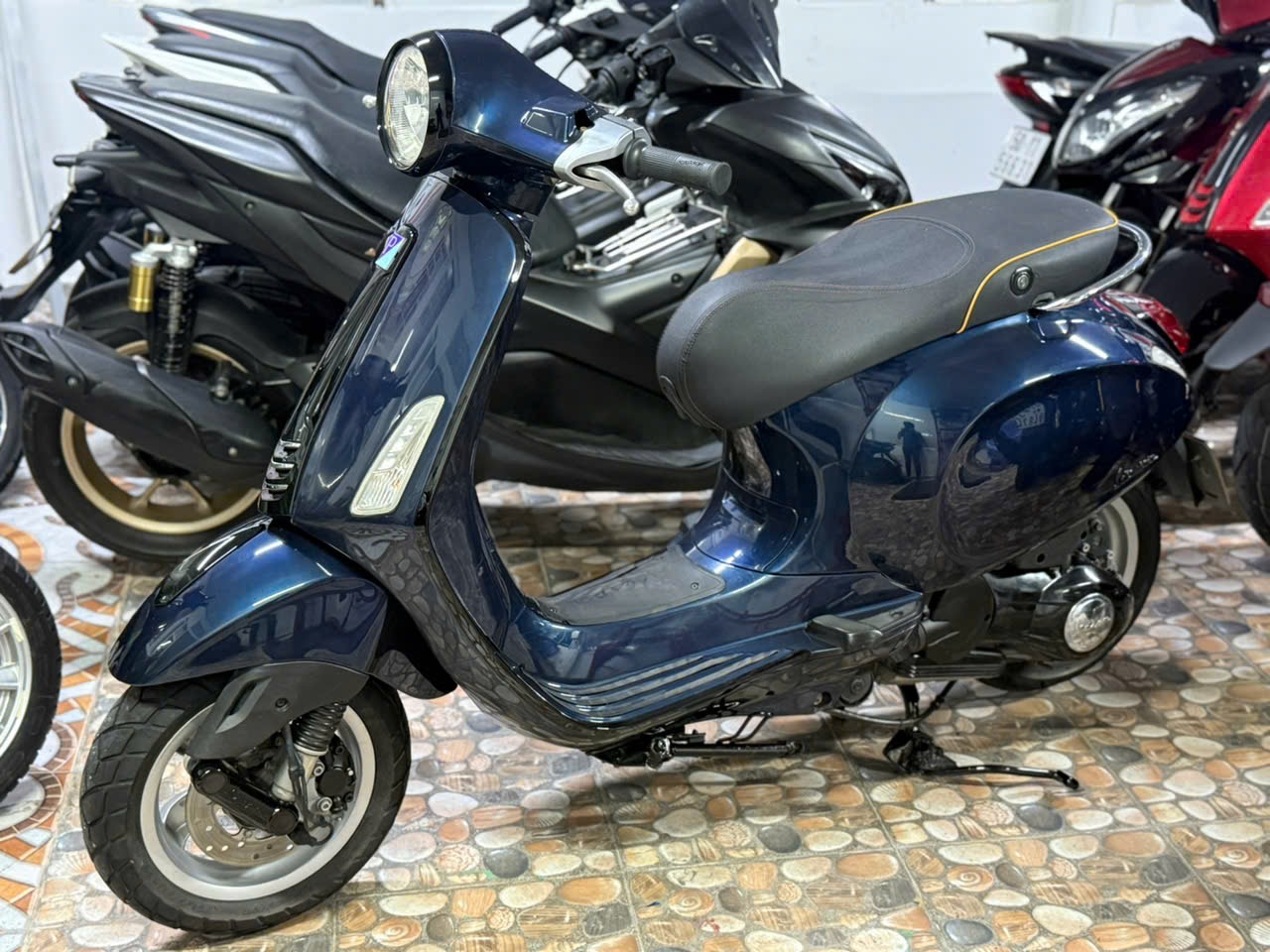 Piaggio Vespa Primavera 2015 29Y5-30024