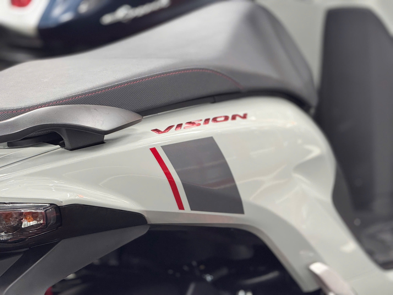 HONDA VISION 2026 BÁNH LỚN 400KM 60AD-41982