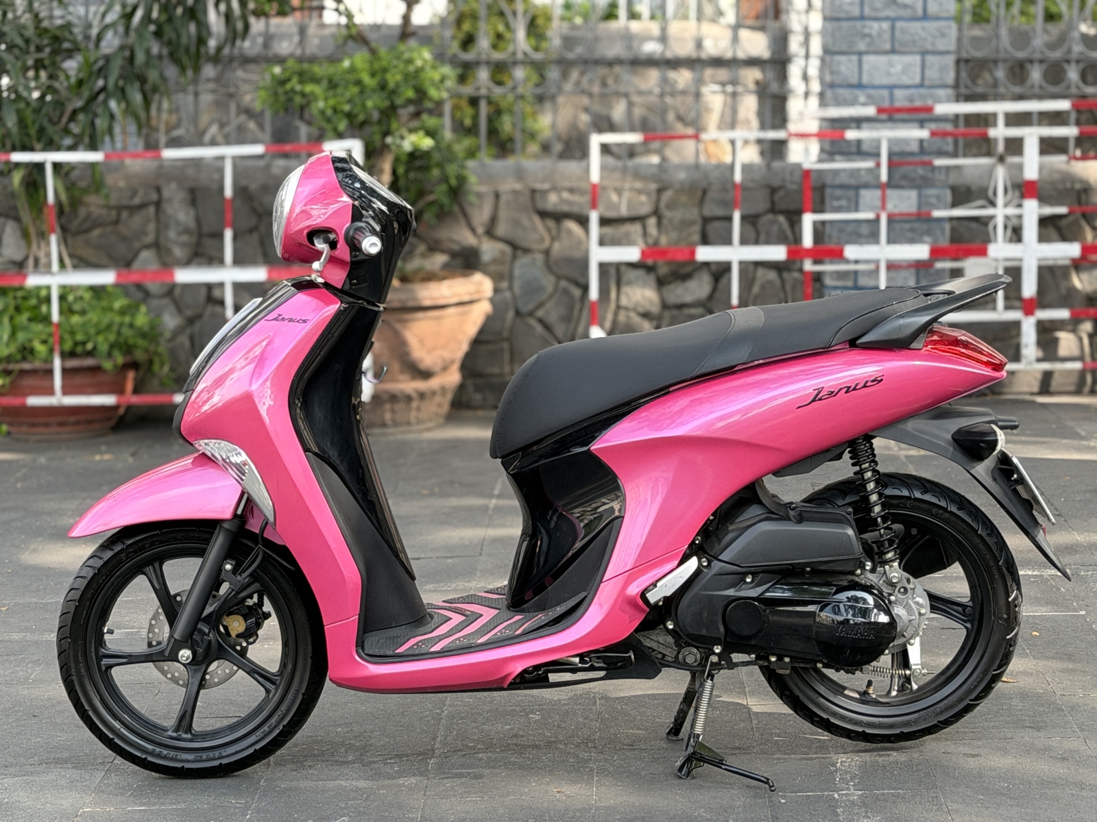 JANUS 2018 KHOÁ SMK BS 50Y1 29960